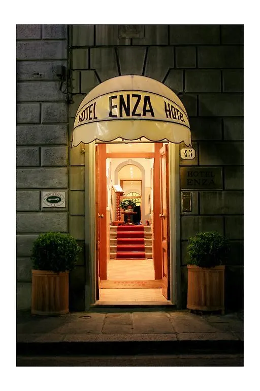 **  Hotel Enza Florens Italien